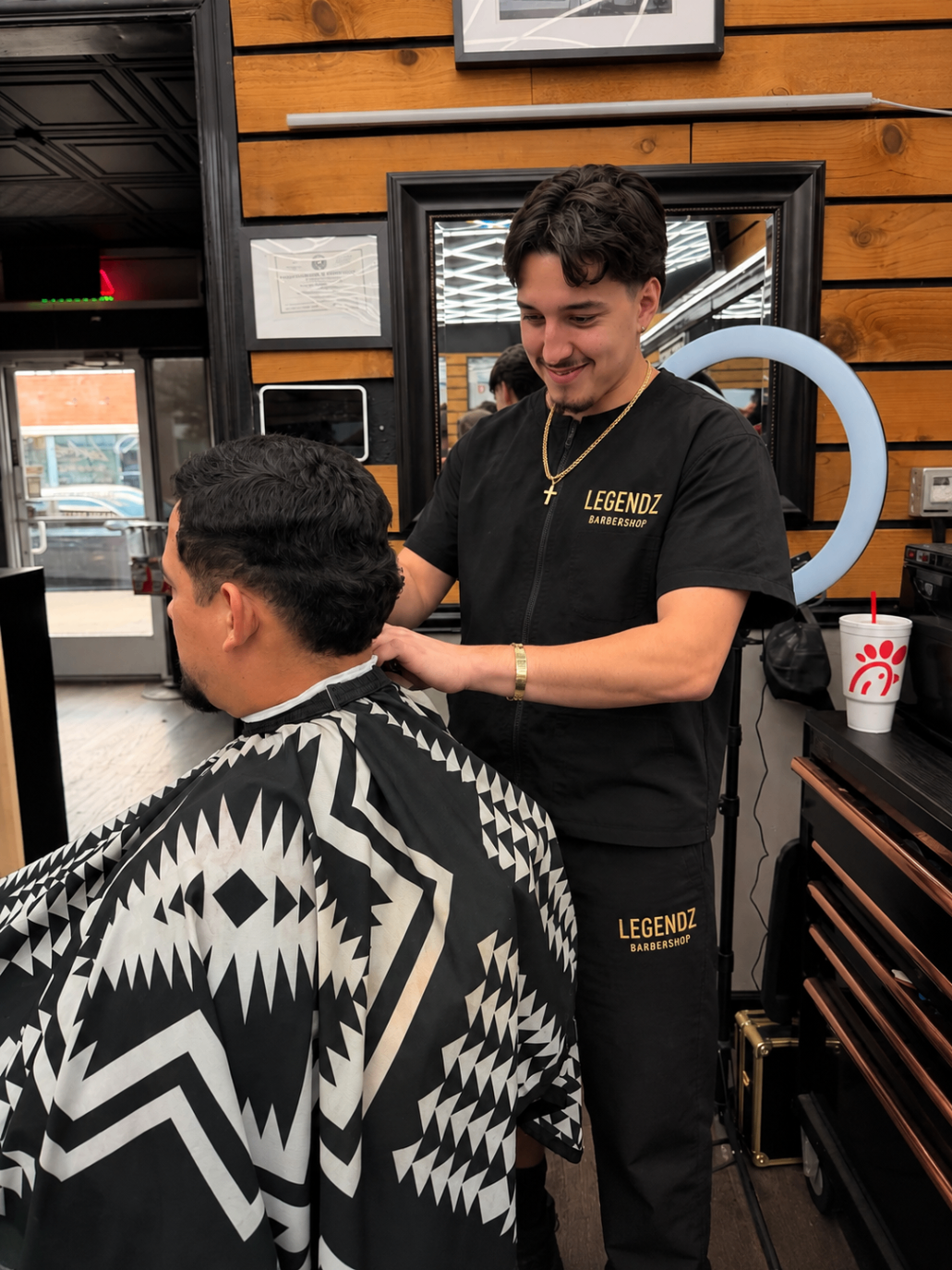 Barber at The Original Legendz Barbershop Lounge 8